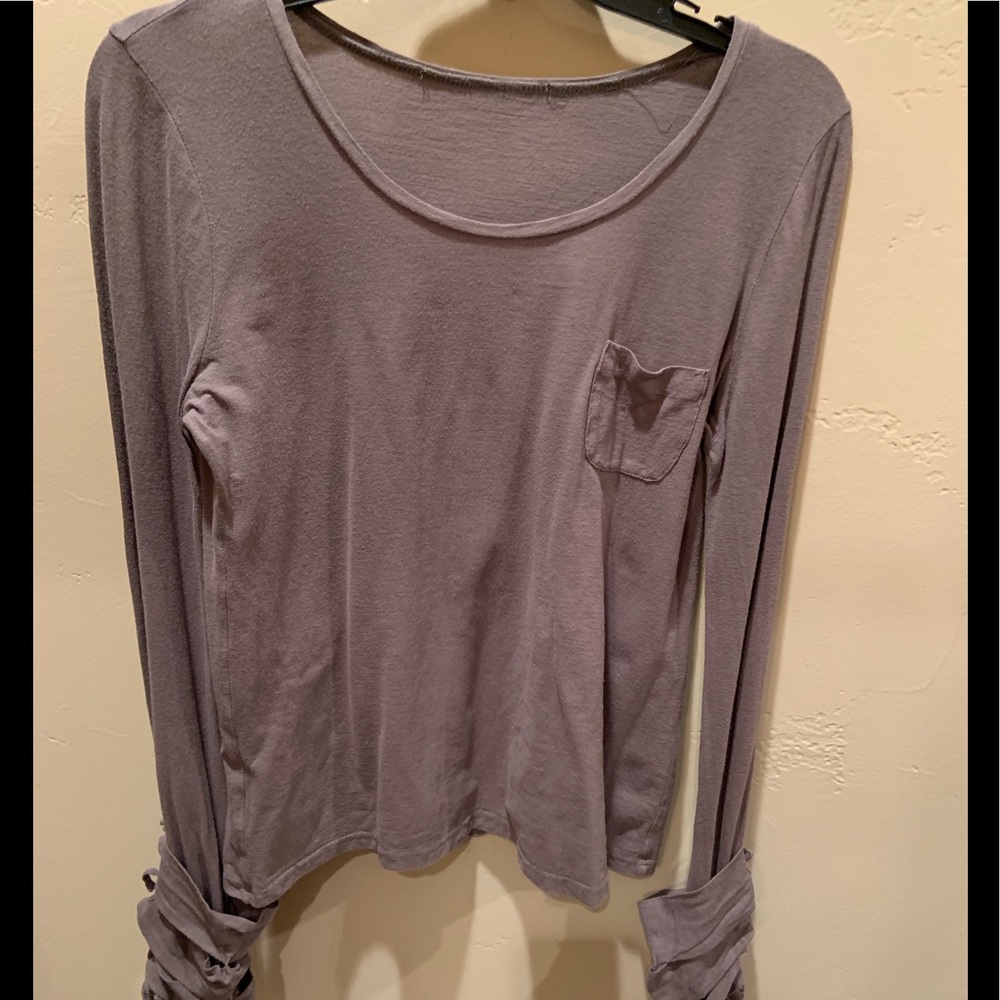 EUC!  Taupe runched long sleeve top